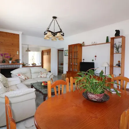 Paloma Romero Spainsunrentals 1163